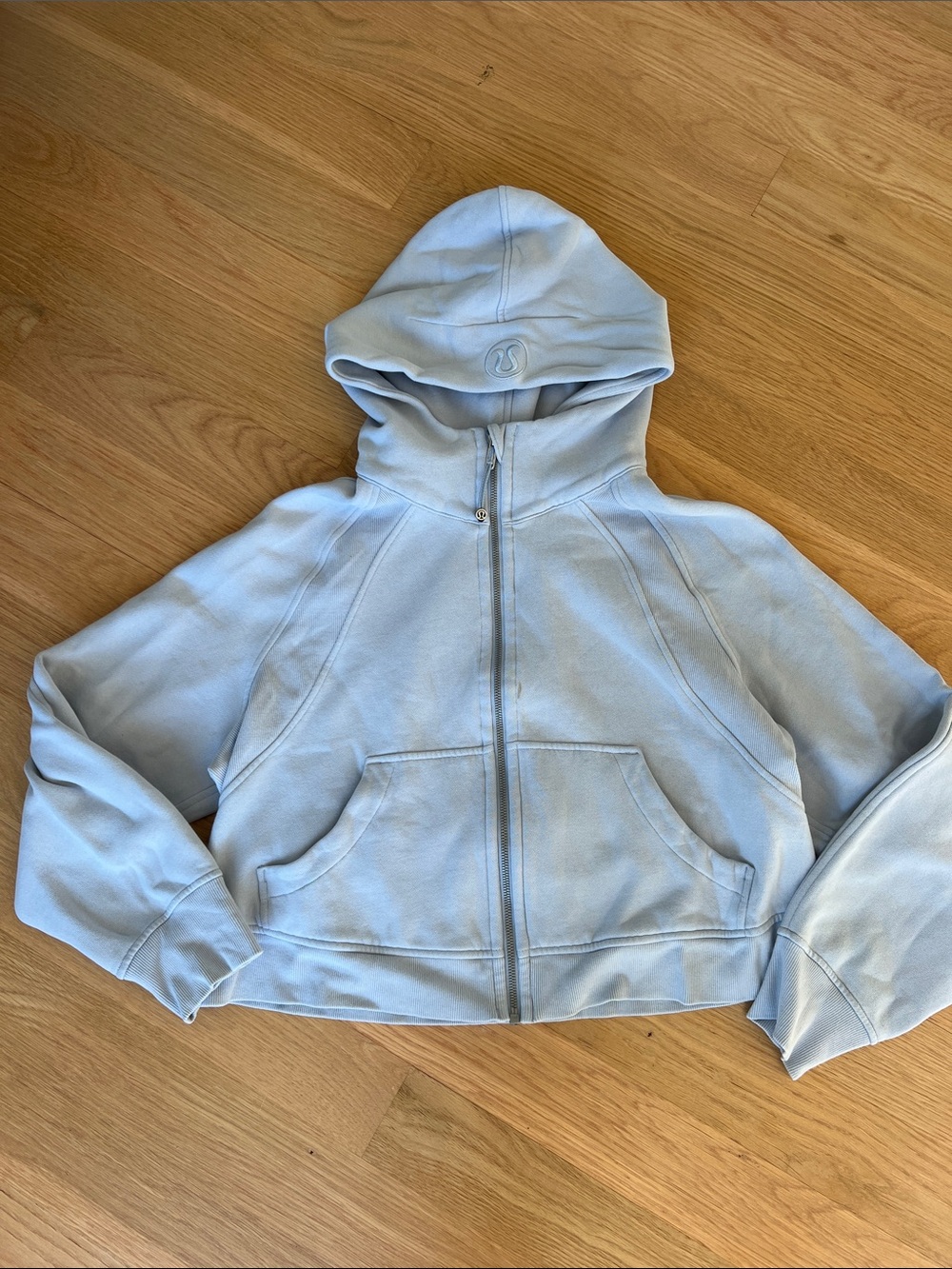 Lululemon - Light Blue Full-Zip Scuba